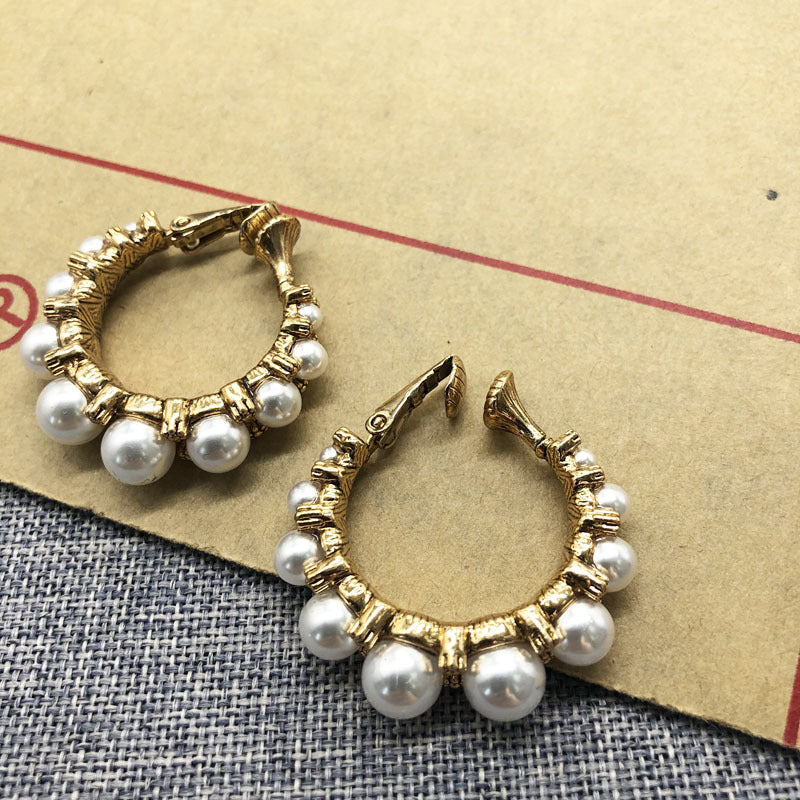 Retro White Pearl Earrings Earrings