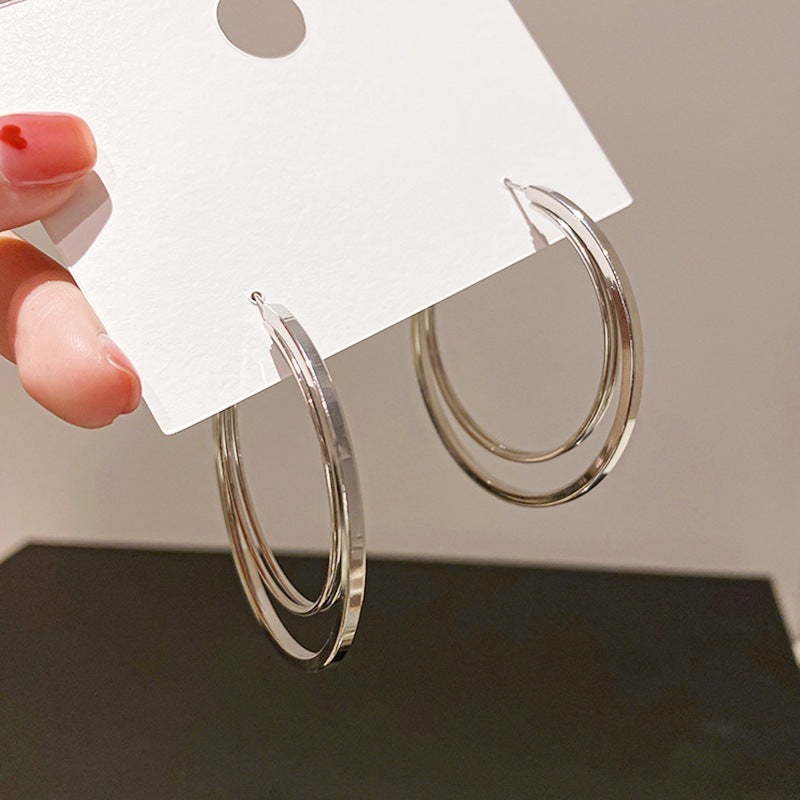 Round Orbit Earrings