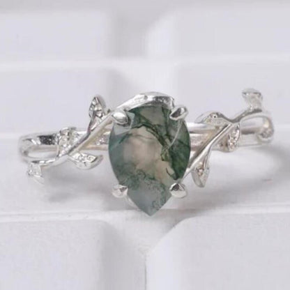 New Retro Green Moss Exquisite Fashion Creative Personality Ring