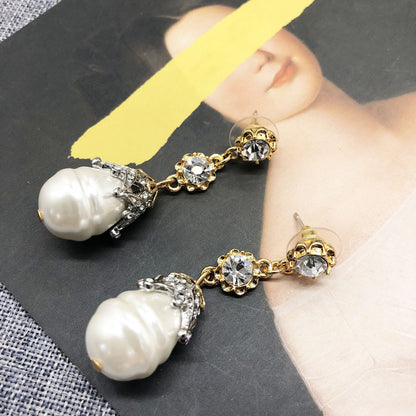 Retro White Pearl Earrings Earrings