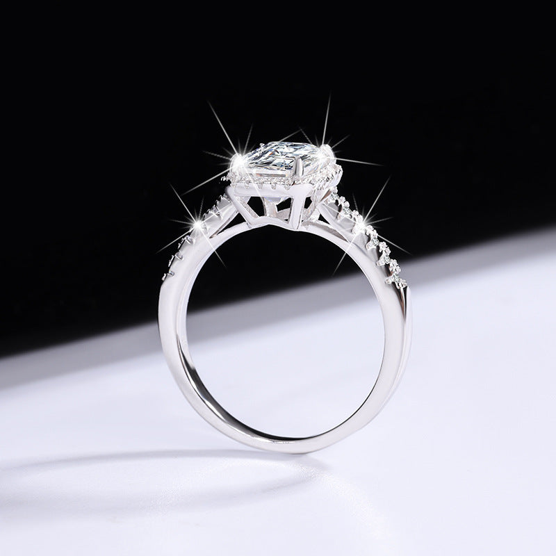 Sterling Silver Moissanite Closed Ring